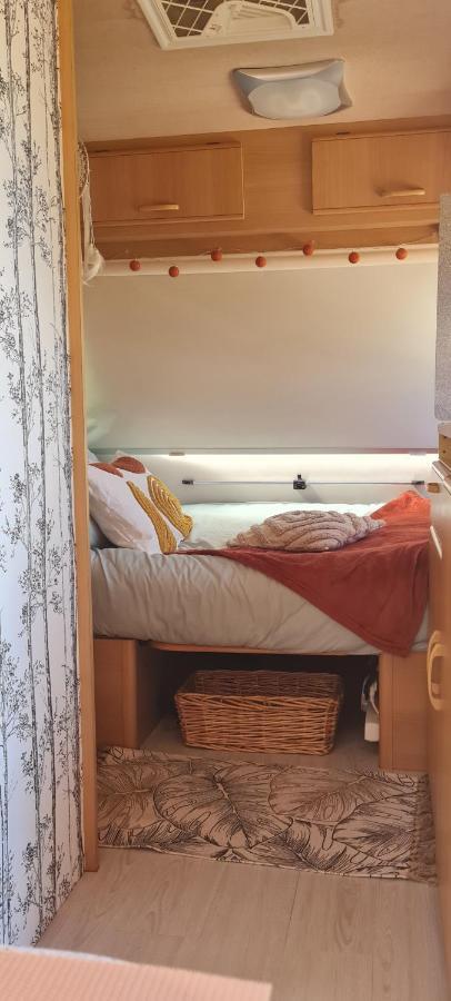Campsite Caravane L'attrape-reve Aux Portes Du Chateau De Chambord Et Cheverny *